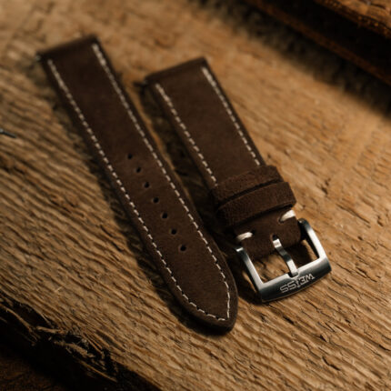Weiss Suede Strap